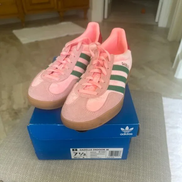 adidas gazelle silver green womens adidas Gazelle Men's Shoes